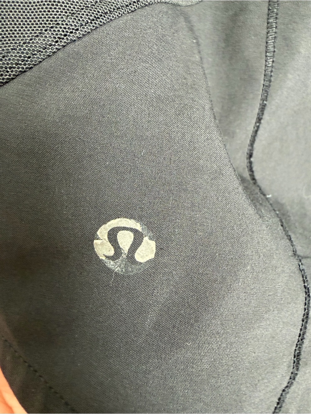 Lululemon Women's Gait Keeper
Short 3.5" Inseam Lined Black Reflective Sz 4 - Picture 5 of 8